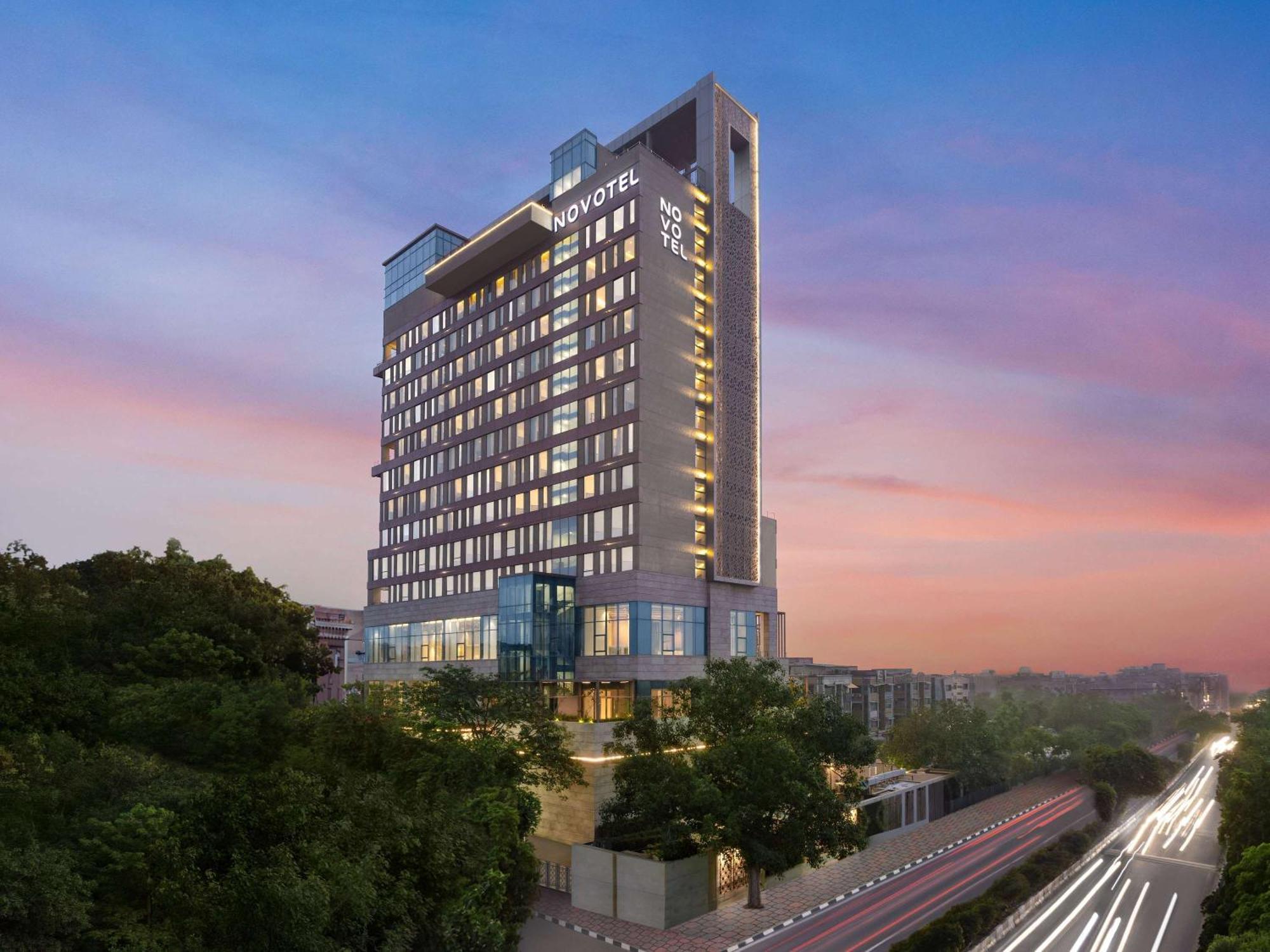 Hotel Novotel Centre 5*