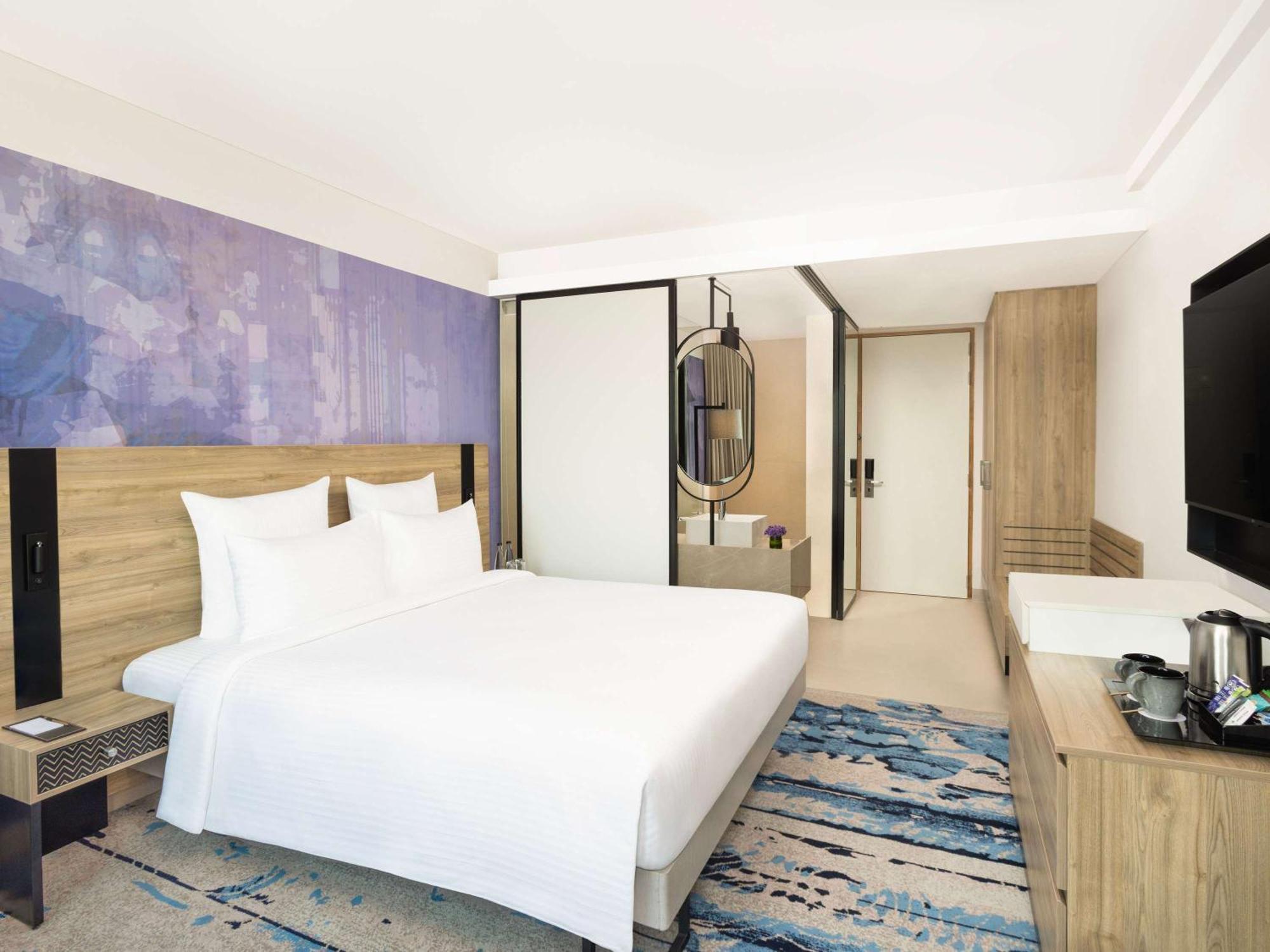 Novotel Centre Hotel New Delhi