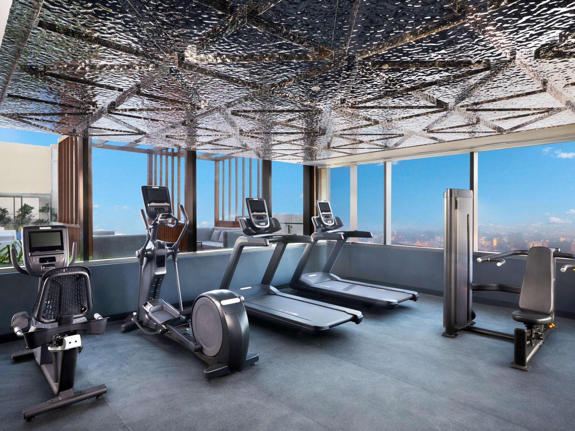 Novotel Centre Hotel 5*