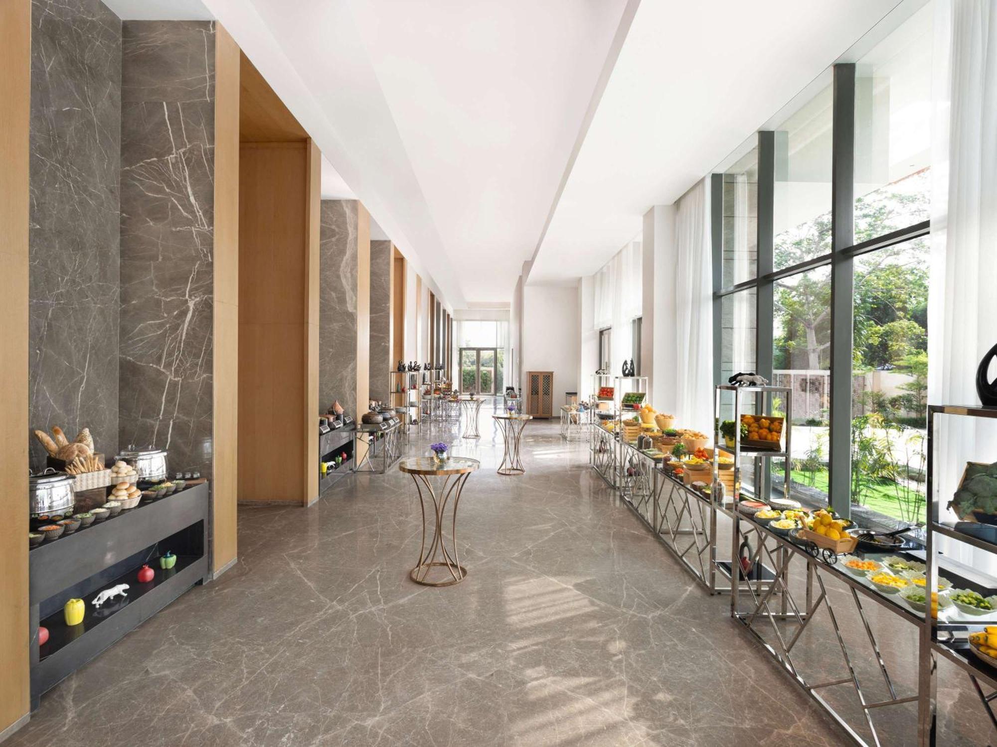 Novotel Centre 5* New Delhi