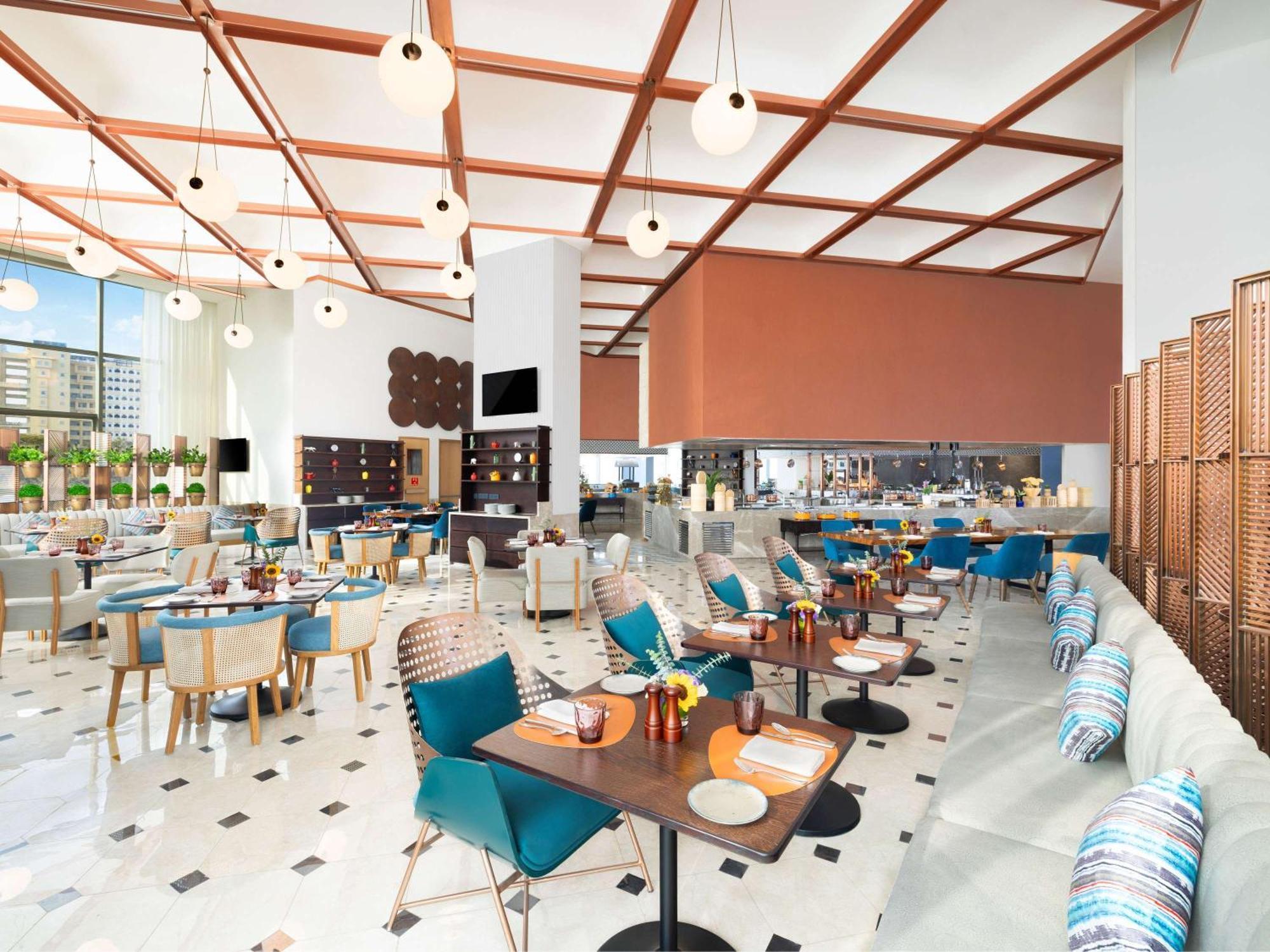 Novotel Centre Hotel